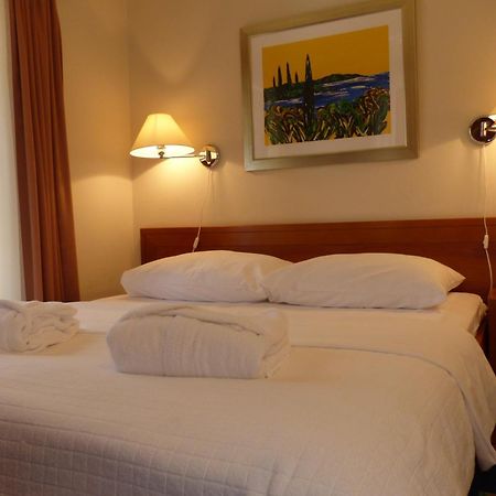 Apartments Punta Veli Lošinj Buitenkant foto