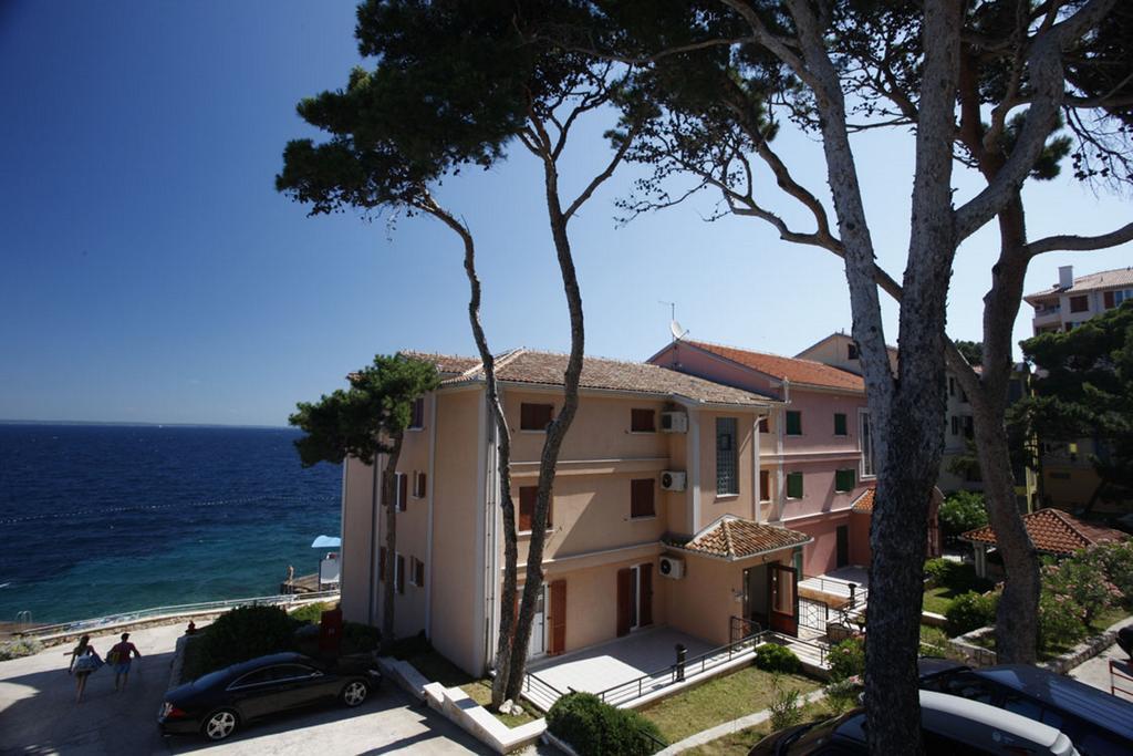 Apartments Punta Veli Lošinj Buitenkant foto