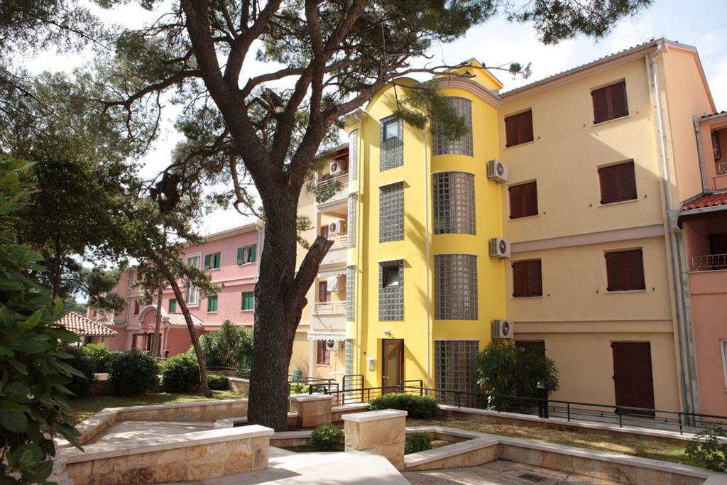 Apartments Punta Veli Lošinj Buitenkant foto