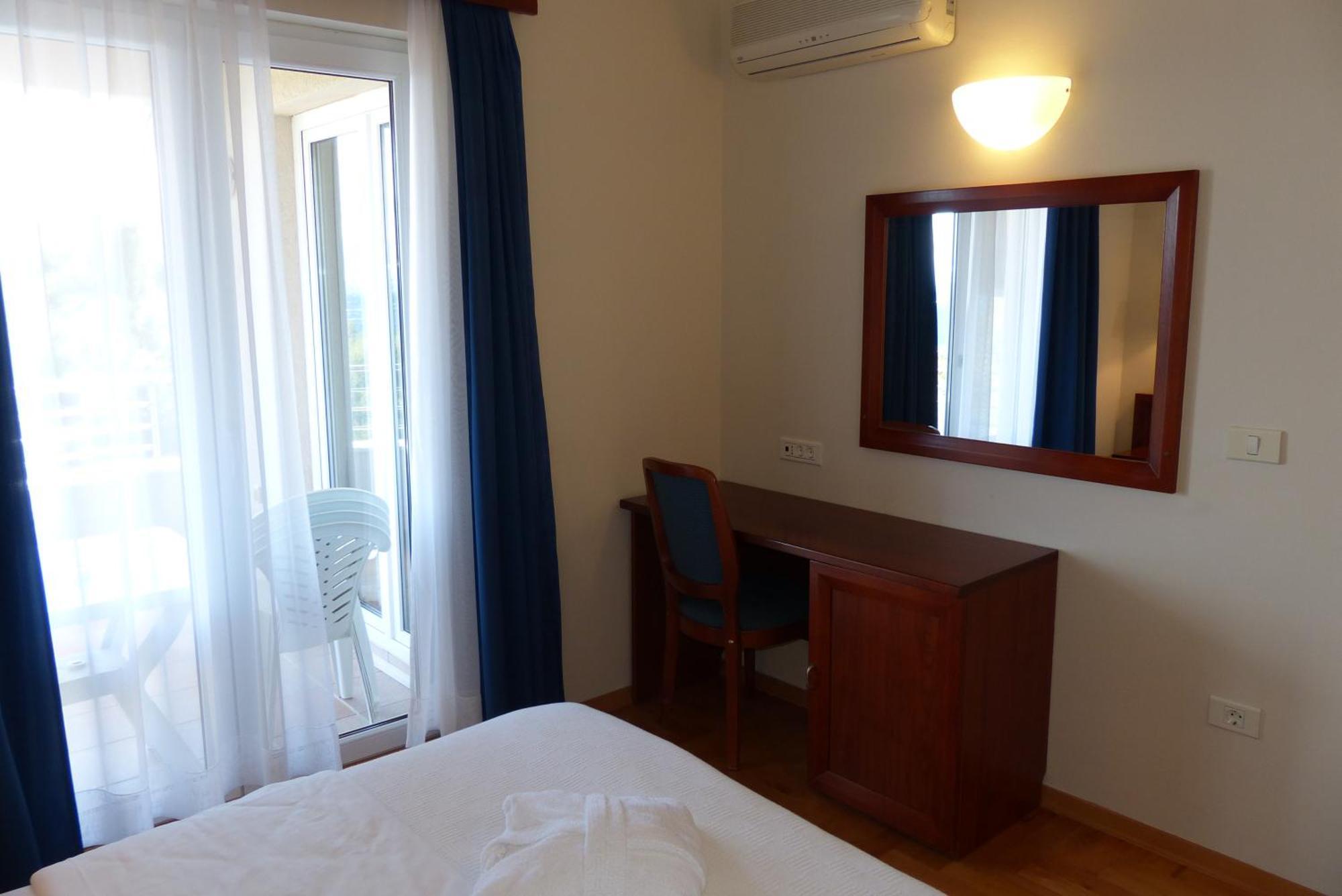 Apartments Punta Veli Lošinj Buitenkant foto
