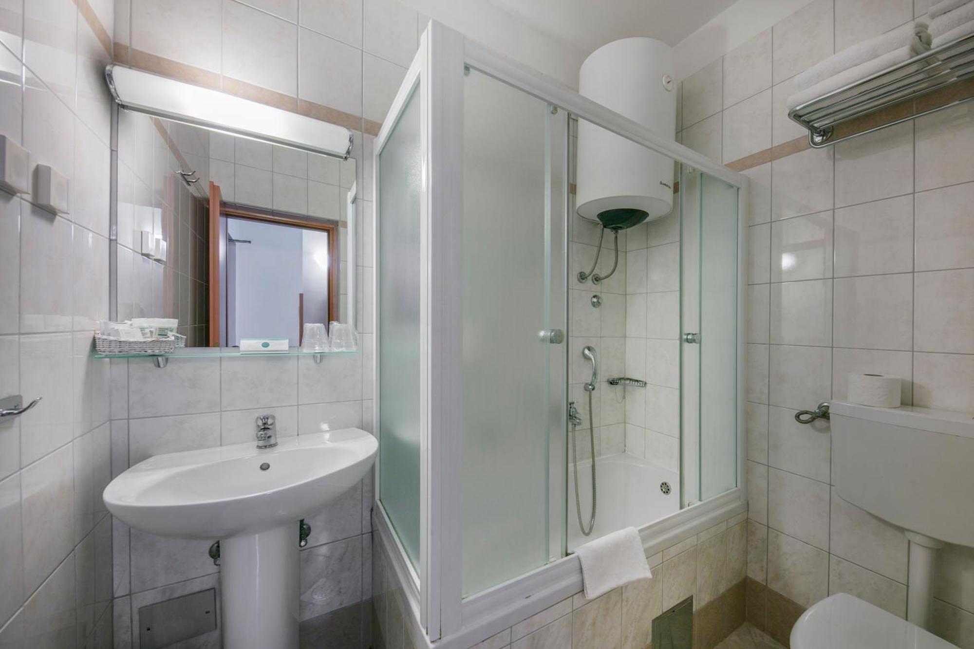 Apartments Punta Veli Lošinj Kamer foto