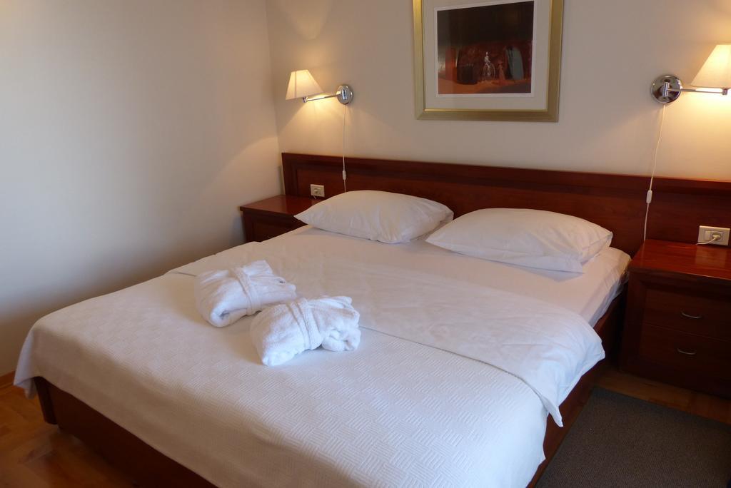 Apartments Punta Veli Lošinj Kamer foto