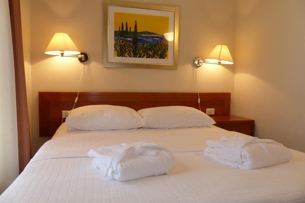 Apartments Punta Veli Lošinj Buitenkant foto