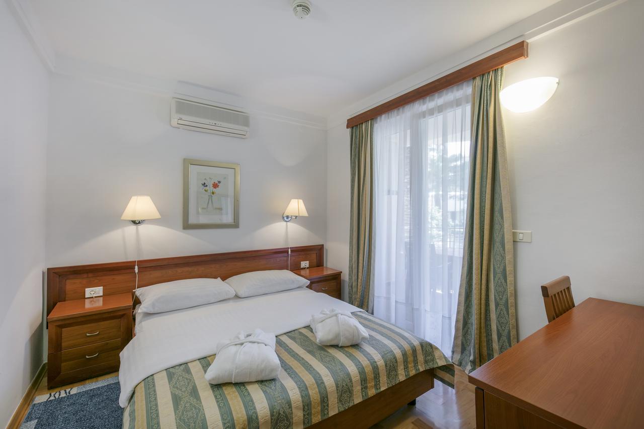Apartments Punta Veli Lošinj Kamer foto